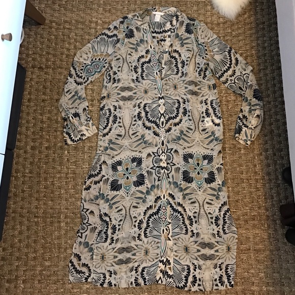 Long flown patterned tunic