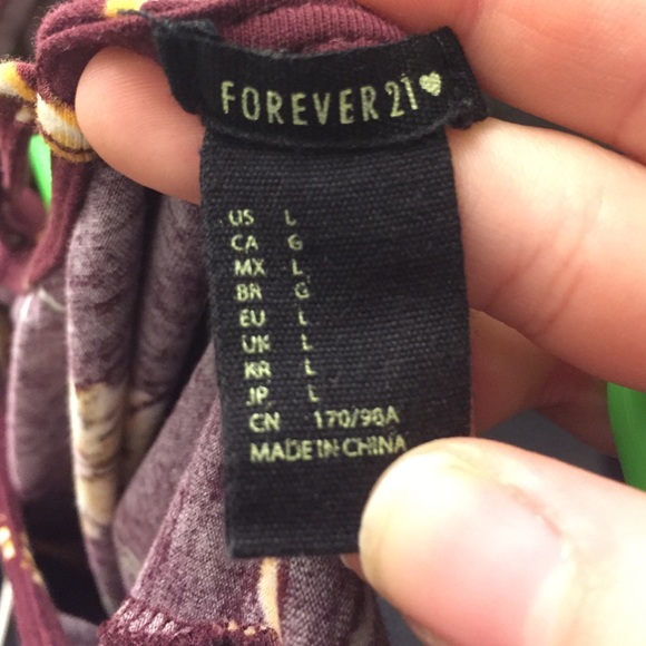 SOLD VIA MERCARI - Picture 4 of 4