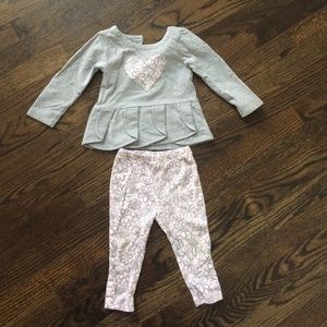2-price sweatshirt and legging set