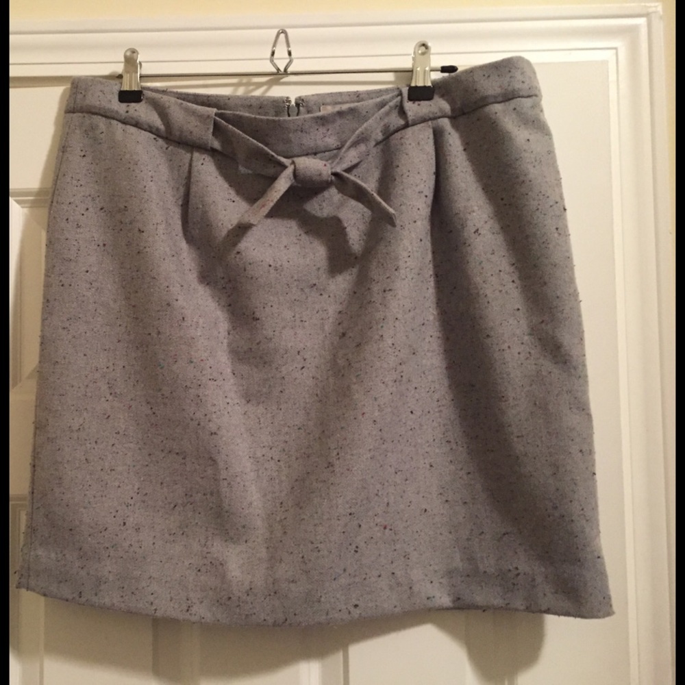 Loft Bow skirt.