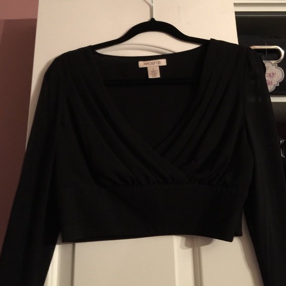 Arden B top small