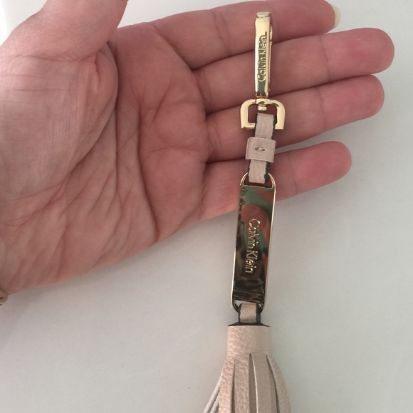 New Calvin Klein keychain or bag charm - Picture 3 of 4