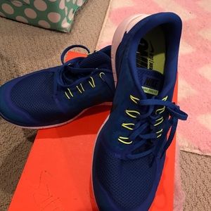 Brand New men's Nike Free 5.0