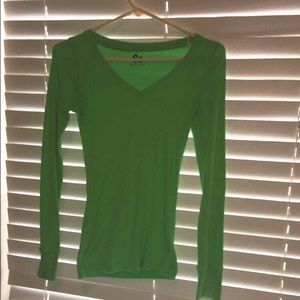 Bright green long sleeve tee❤