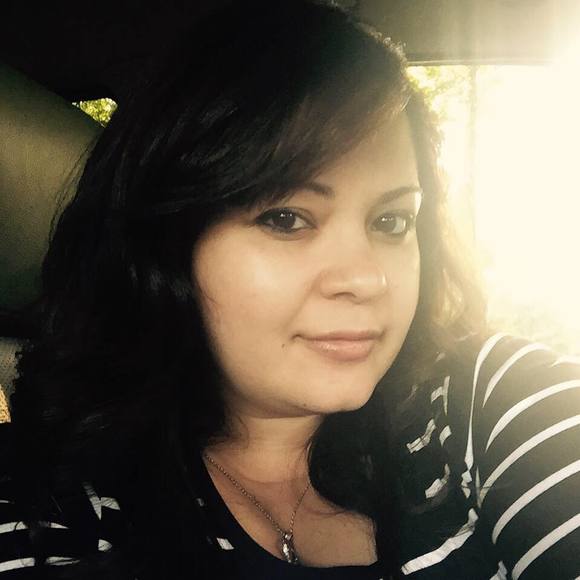 Meet your Posher, Glendalys - Picture 1 of 1