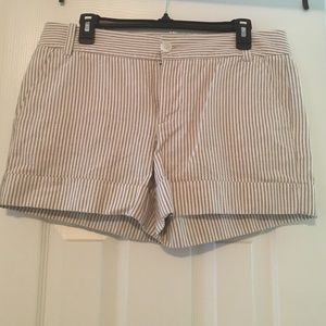 Express striped linen short