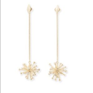 NWT Kendra Scott Tricia drop earrings in gold