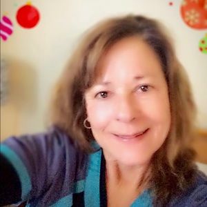 Meet your Posher, Dana