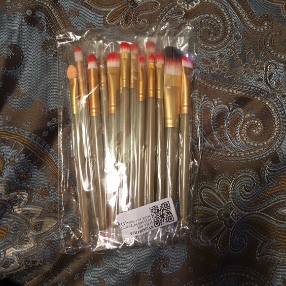 20 piece Makeup Brush Set