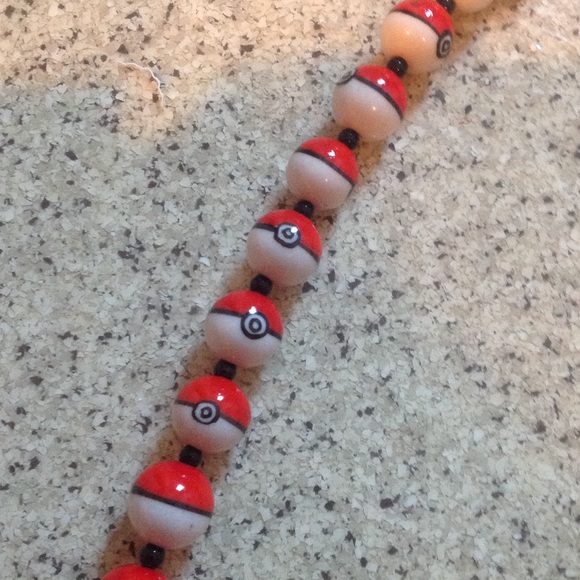 Handcrafted Necklace - Picture 4 of 4