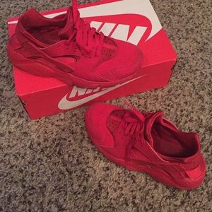 Nike Huaraches, Red - 6.5Y