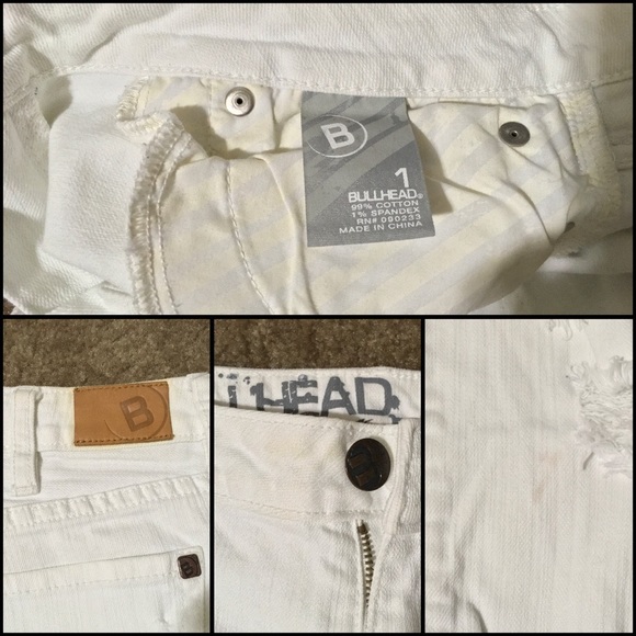 ✨Like New✨ White Distressed Boyfriend Jeans - Picture 4 of 4