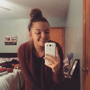 Meet your Posher, Gabby