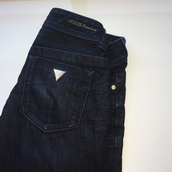 Guess skinny jeans size 27 dark wash - Picture 1 of 4