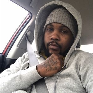 Meet your Posher, Ray