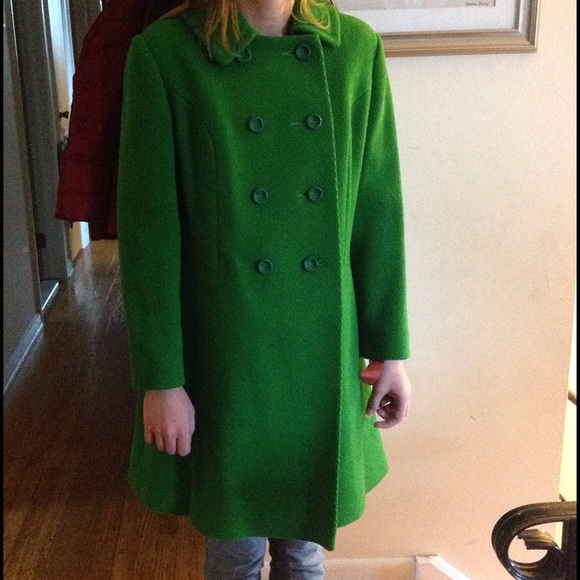 ❌SOLD❌ Adorable vintage 60s/70s lime green coat - Picture 3 of 3