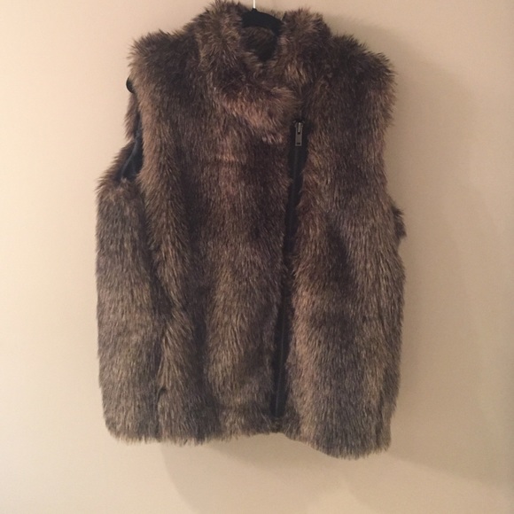 Banana Republic faux fur vest