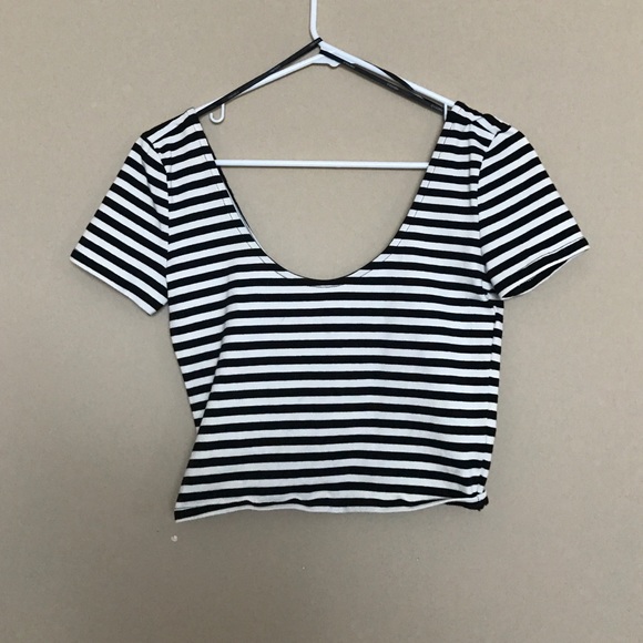 FOREVER 21 crop top