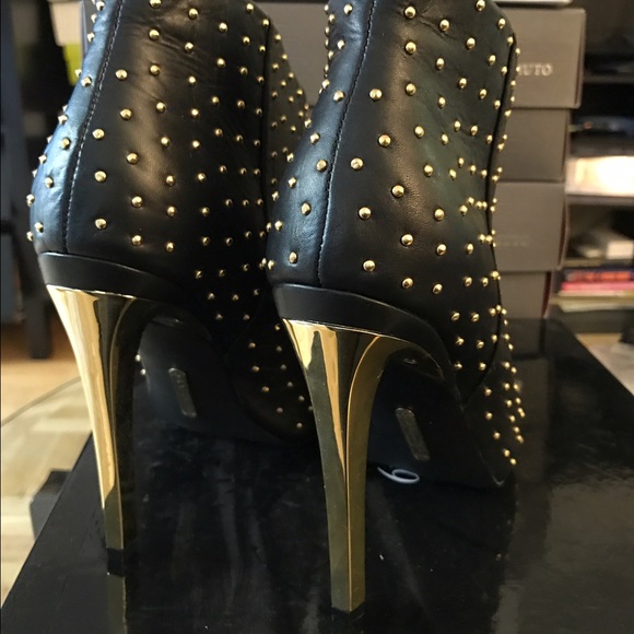 PRICE REDUCTION ๐๐๐Sexy booties!!! NEW!! - Picture 2 of 3