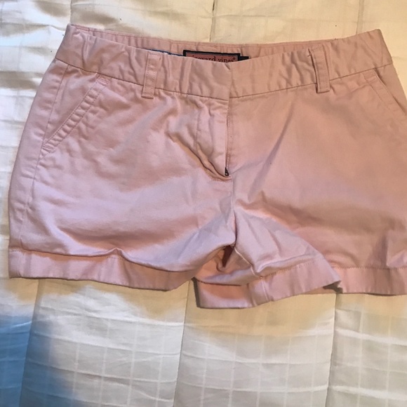 Vineyard Vines light pink chino shorts