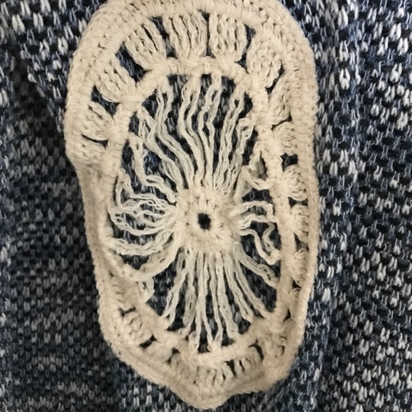 FRANCESCA'S sweater - Picture 4 of 4