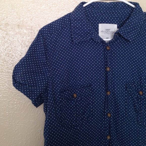 H&M blue with white polka dots button down shirt