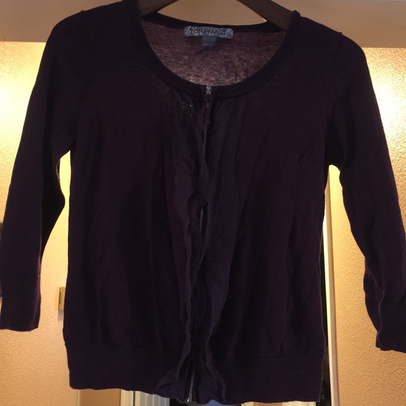 Ruffle zipper cardigan - Picture 2 of 3