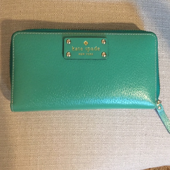 Green Kate Spade wallet