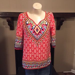 Red 3/4 sleeve top