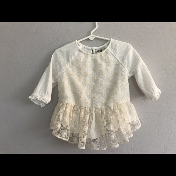 👚 Oshkosh kids ivory peplum girl shirt size 4T