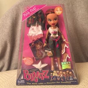 Bratz "The Girls With A Passion For Fashion!"