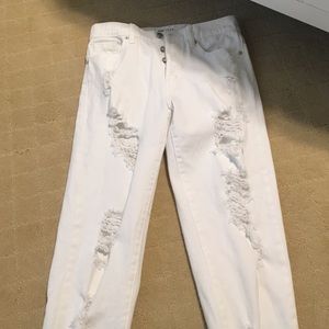 Brandy Melville white boyfriend jeans