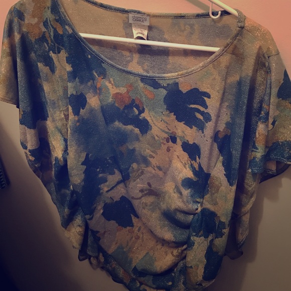 Multi-colored top