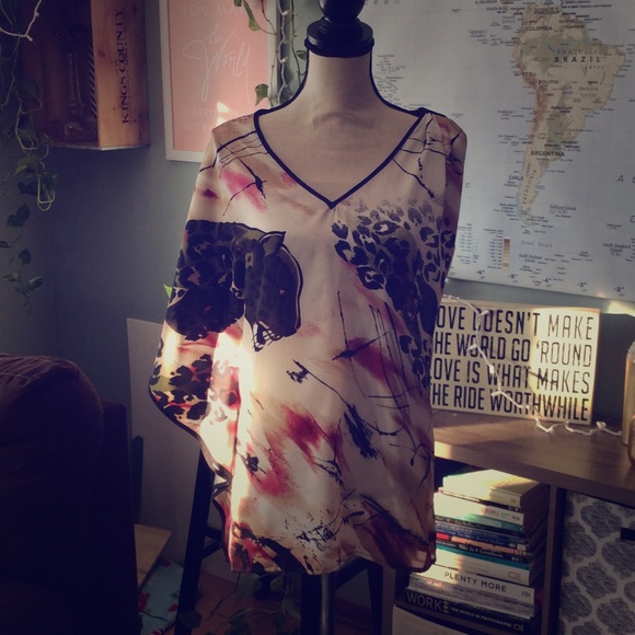 Unique printed shirt - Picture 1 of 4