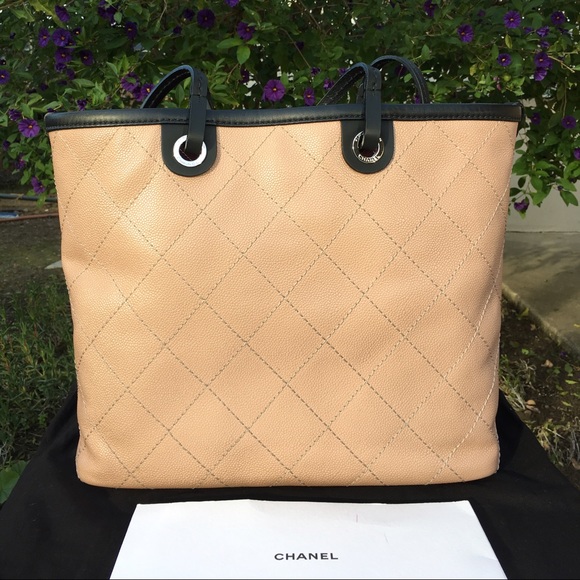 Authentic Chanel Shopping Fever Tote/Shoulder Bag - Picture 2 of 4