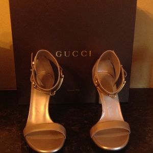Gucci sandals
