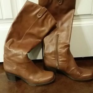Jessica Simpson boots