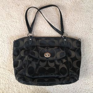 Coach shoulder bag
