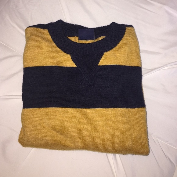 babyGAP sweater