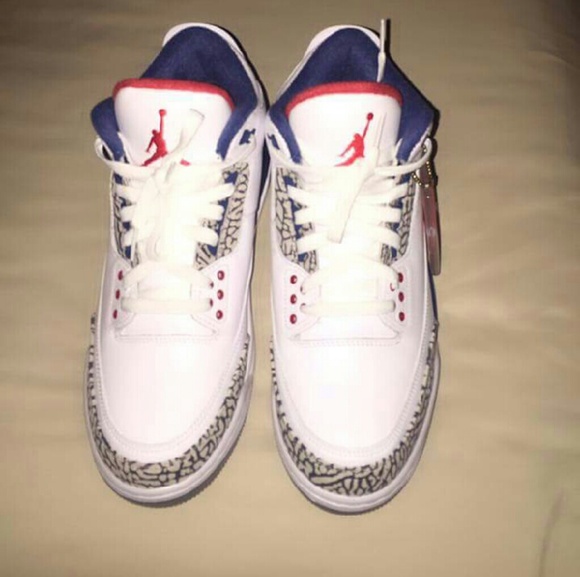 Retro - Picture 3 of 4