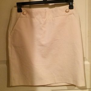 Banana Republic classic cream skirt.