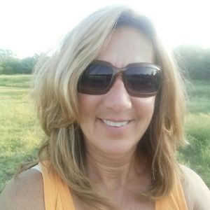 Meet your Posher, Michele