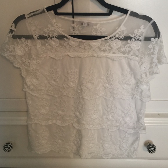 White floral lace top