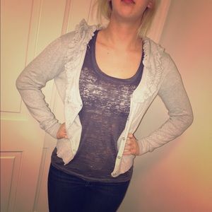 Gray long sleeve cardigan