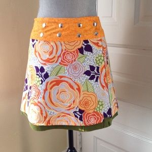 Reversible skirt