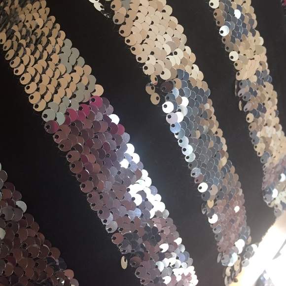 New sequin on velvet mini dress - Picture 3 of 4