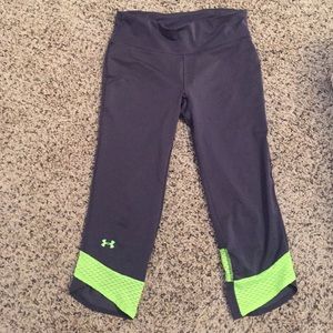 Under Armour Cropped Workout Pants