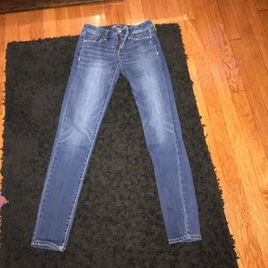 American Eagle jeans size 2!