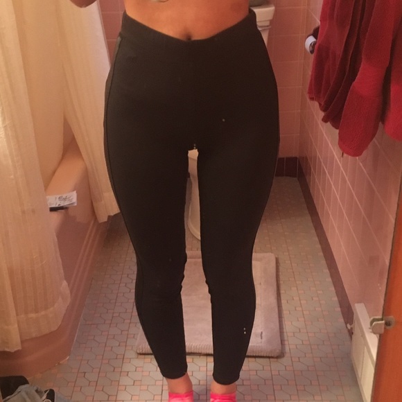 PINK Leggings