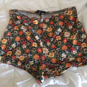 High Waisted Floral Shorts F21